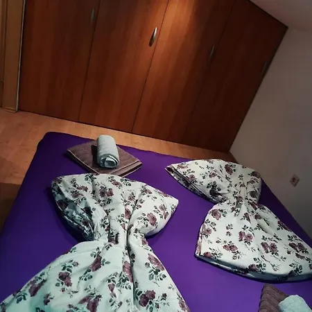 Apartment Cozy One Bedroom Mak *